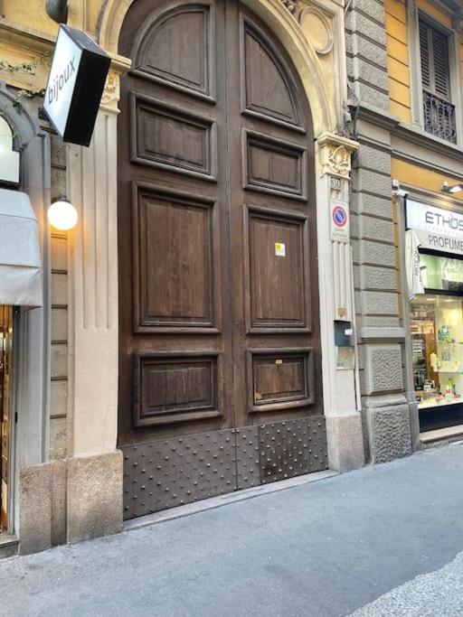Appartamento Magnifico - Porta Venezia - Wifi Милан Экстерьер фото